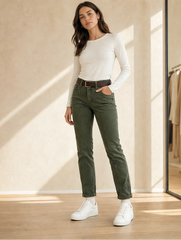 Verdelane – Stretch Slim Fit Corduroy-Style Jeans + 50% OFF