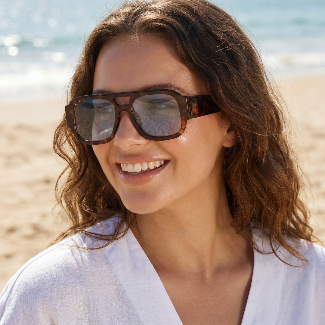 Ambré™ – Oversized Square Tortoiseshell Sunglasses with UV400 Protection + 1+1 FREE