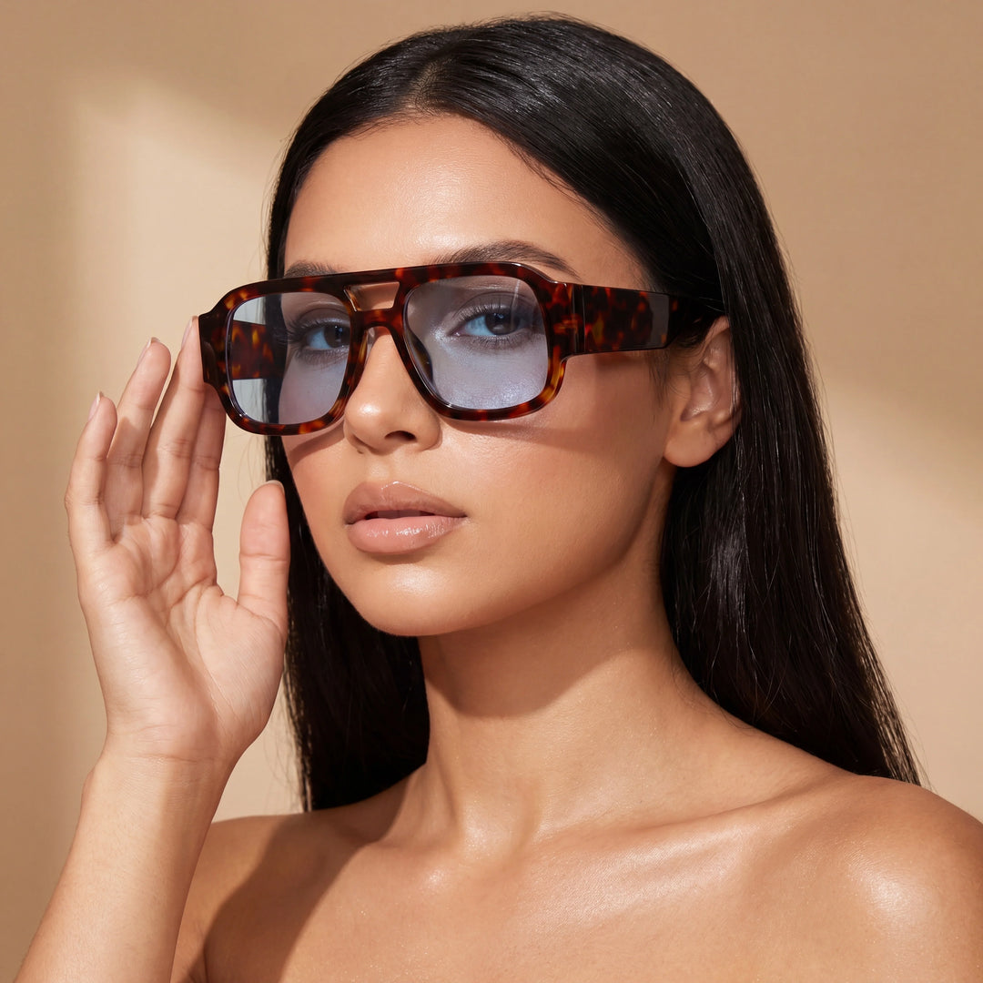 Ambré™ – Oversized Square Tortoiseshell Sunglasses with UV400 Protection + 1+1 FREE